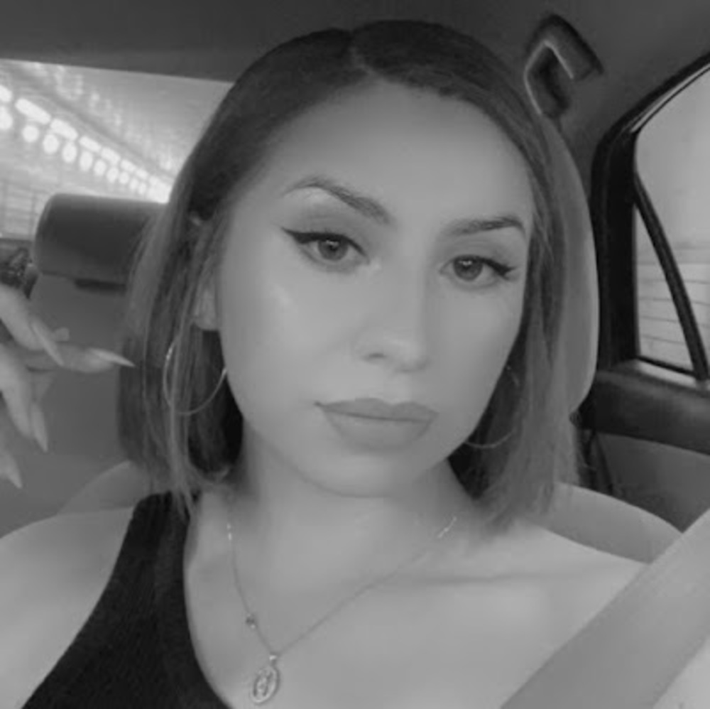 Meet your Posher, Evelyn